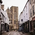 Centre - 1 Bedroom Flat - Free Parking Ripon