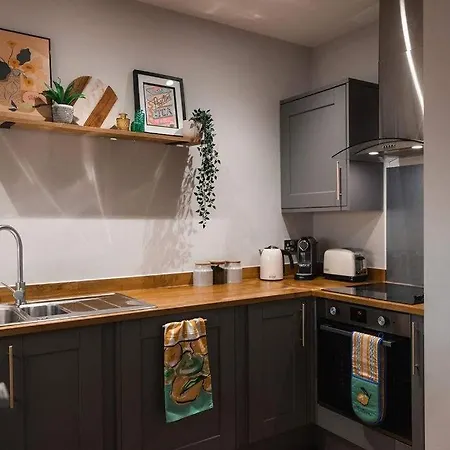 Centre - 1 Bedroom Flat - Free Parking Lägenhet