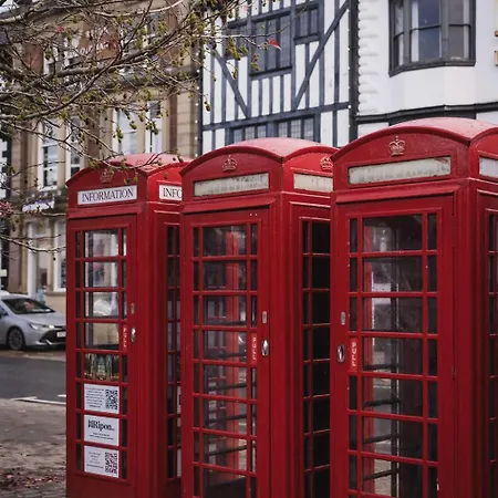 Centre - 1 Bedroom Flat - Free Parking 아파트