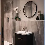 Centre - 1 Bedroom Flat - Free Parking Appartamento *